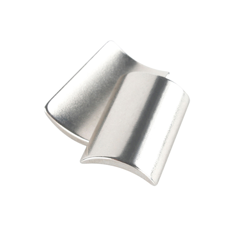 High temperature resistant nickel plated magnetic tile